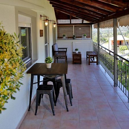 Ferienwohnung "Elegant & Quiet House" Igoumenitsa Exterior foto