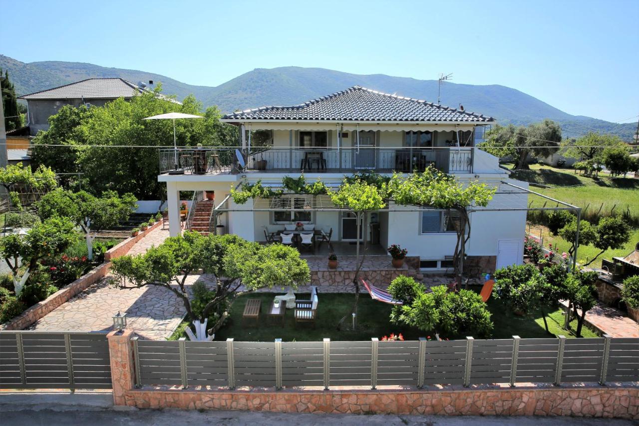 Ferienwohnung "Elegant & Quiet House" Igoumenitsa Exterior foto