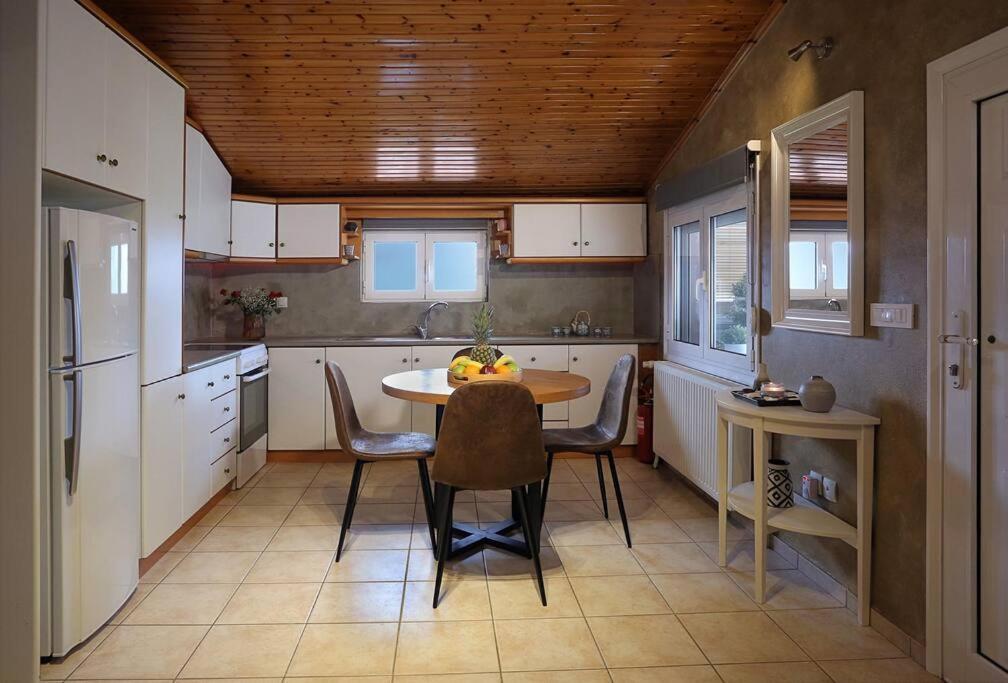 Ferienwohnung "Elegant & Quiet House" Igoumenitsa Exterior foto